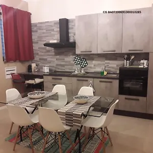 https://nuovissimo-appartamento-lungomare-check-out-1300.barihotels.org